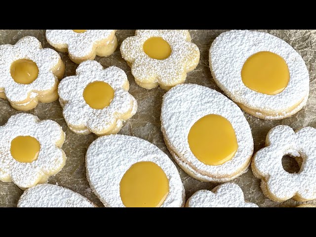 Easter cookies Linzer style, extra crumbly