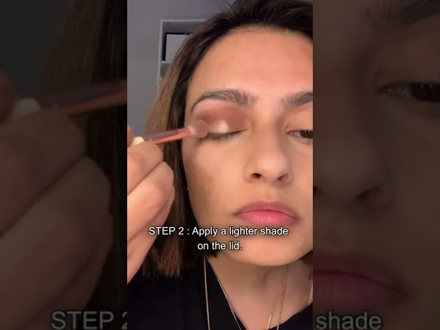 Just 3 steps to apply eyeshadow
