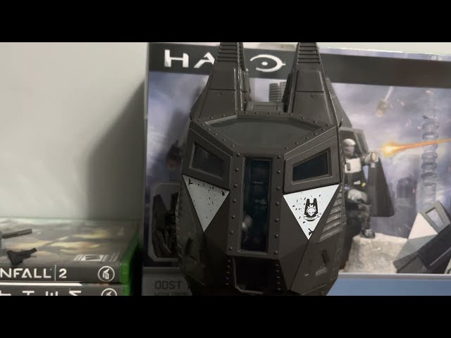 Halo 4" “World of Halo” Figure & Vehicle – ODST Drop Pod with Rookie review.