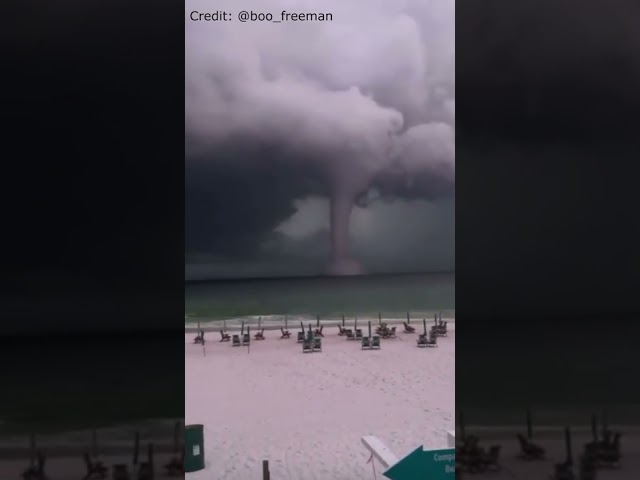 Amazing waterspout in Destin, Florida