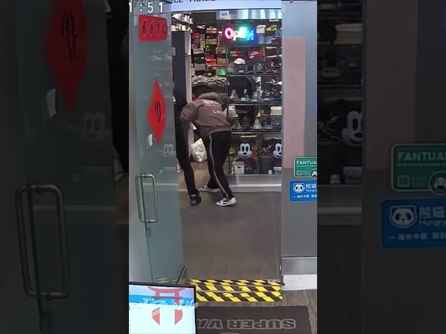 McDojo Short: Assault at shoe store caught on camera