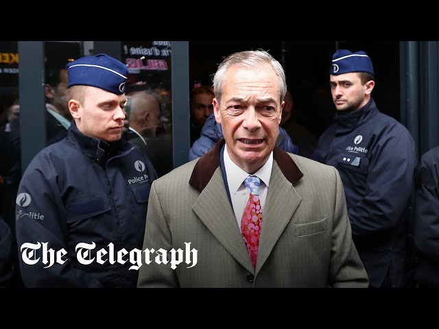 A rendőrség lezárta a konzervatív konferenciát, miközben Farage és Braverman a színpadon voltak