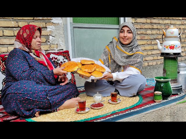 Baking local bread in village | Village life | Fatir bread Baked by Rural women!