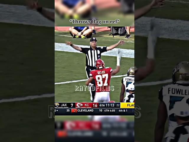 Travis Kelce really threw a flag on the ref😭 #shorts #traviskelce