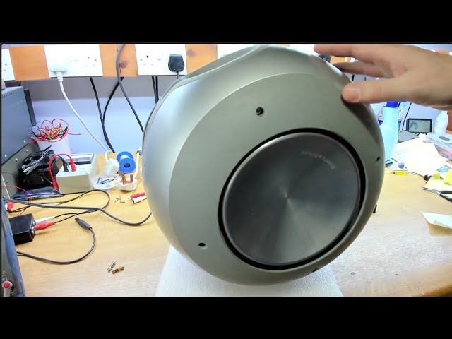 Repair of a Bowers & Wilkins PV1 Sub-woofer