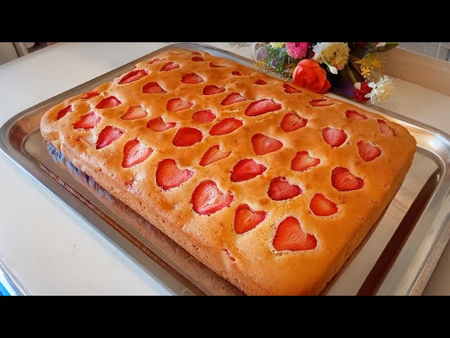 Scrumptious Strawberry Cake | Easy Strawberry Cake Recipe