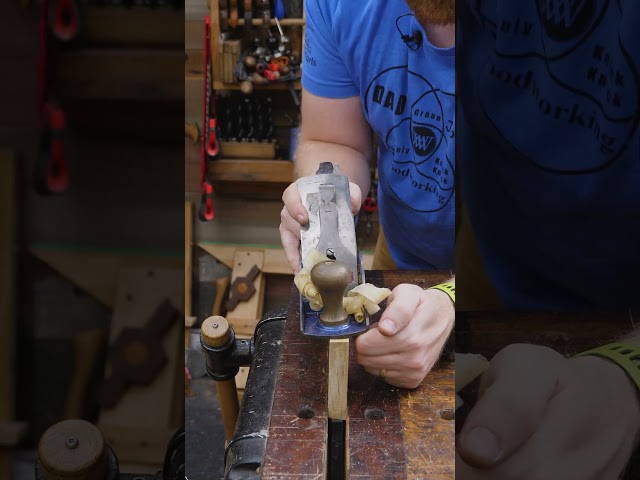 How To Give Your Plane The Finger  #handtool #handplabe