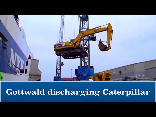 CSA - Gottwald Mobile Crane Discharging Caterpillar (Grua Gottwald descargando retroexcavadora)