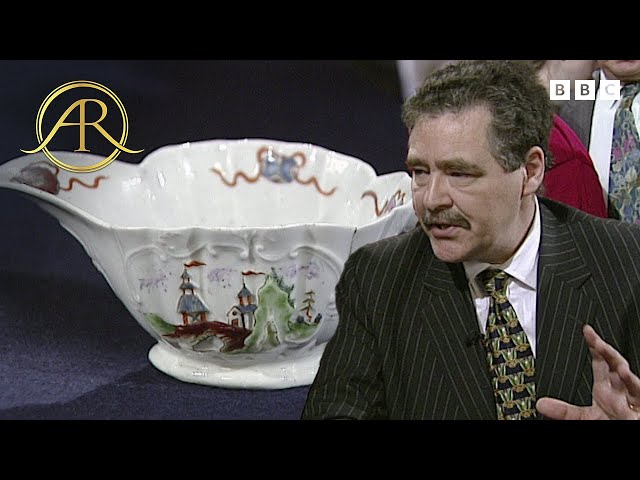 Surprisingly Valuable Piece of Worcester Porcelain | Antiques Roadshow