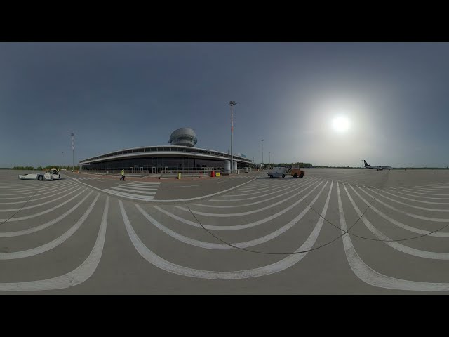 AIRPORT LODZ (LCJ) AIRCRAFT TAXIING, 4K, 360° MOVIE