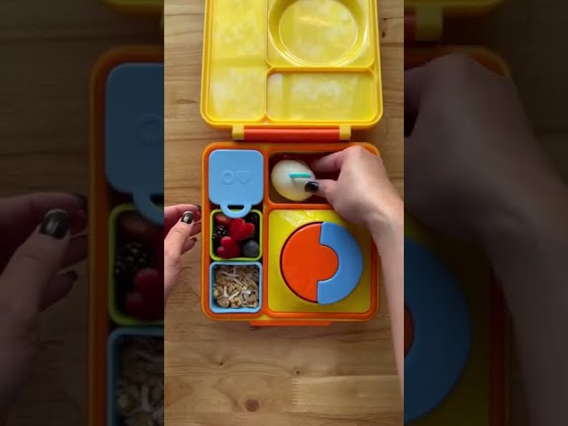 School Lunchbox Ideas | Apple Pie Oatmeal