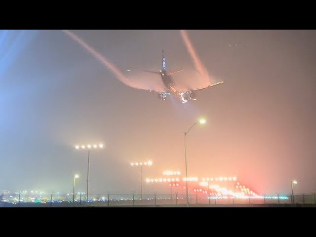 Beautiful night contrails/chemtrails landings LIVE at LAX