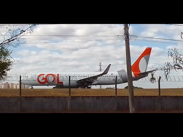 Decolagem do Boeing 737-800 da Gol no Aeroporto de Uberaba 23/06/24