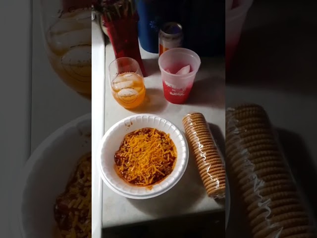 Chili & drinks