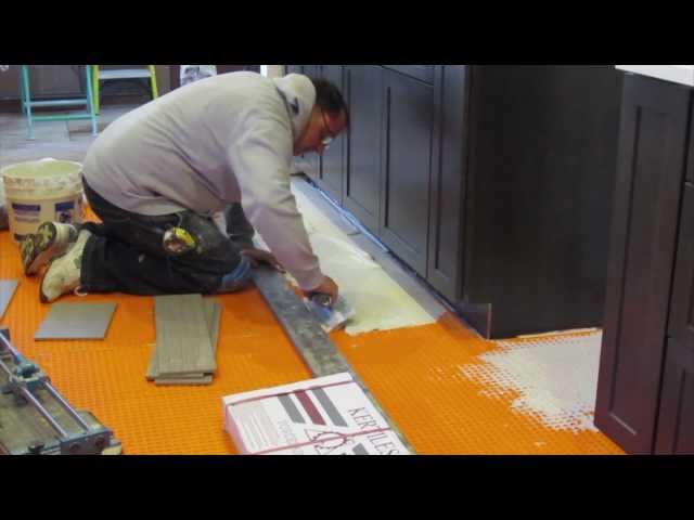 How to use Tornado tile leveling system.
