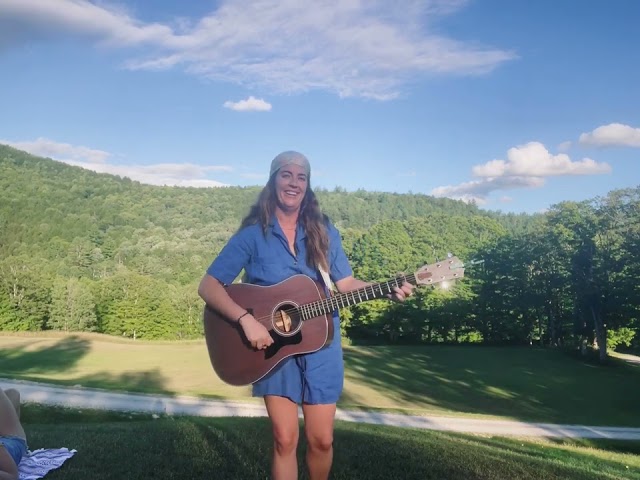 Tennessee Whiskey 🤠 (Chris Stapleton acoustic cover) - Brianna Grace 🦋