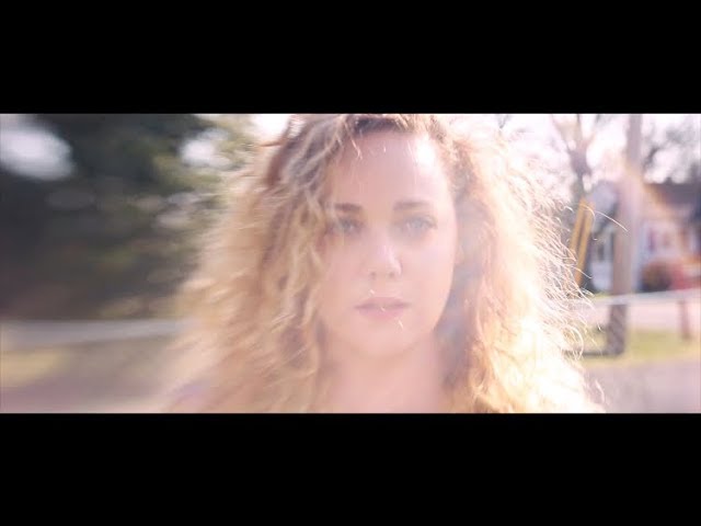 Madeleine Besson - Rise (Official Music Video)