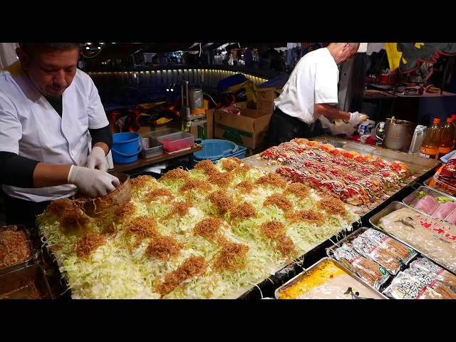 その場でファンが出来るお好み焼き屋さん　2018　職人芸　Street Food Japan Okonomiyaki