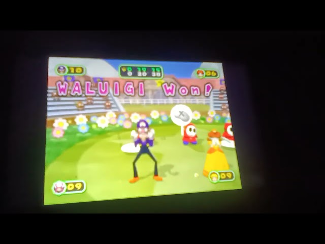 Waluigi reacts to him winning in Mario party