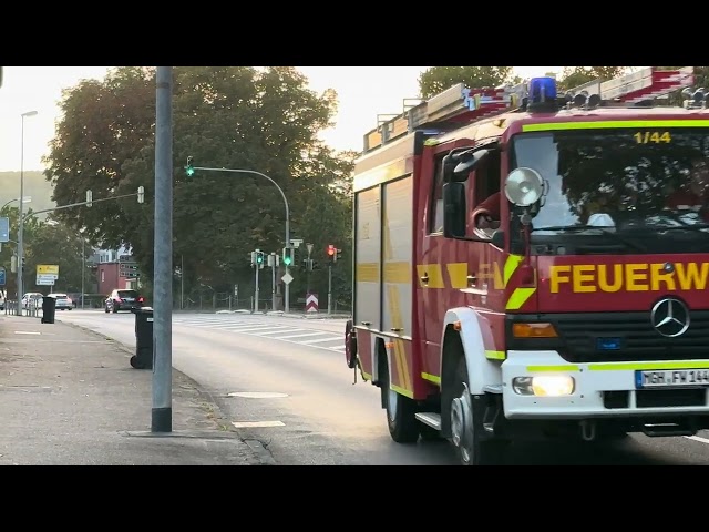 LF 16/12 + ELW 1 Freiwillige Feuerwehr + KdoW/ELW DRK Bad Mergentheim