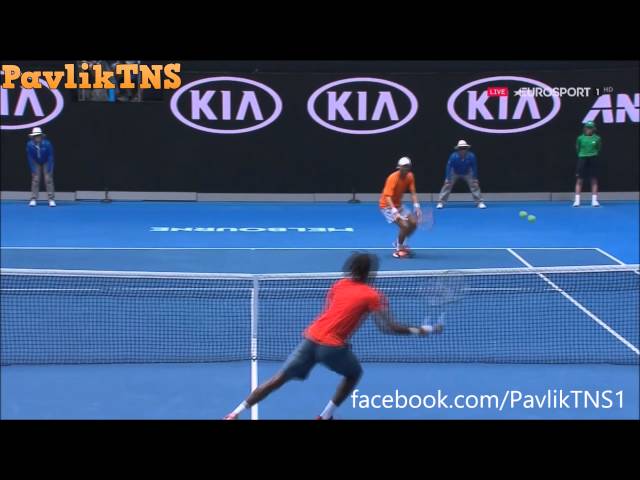 Gael Monfils vs Stephane Robert Between The Legs Shot Australian Open 2016