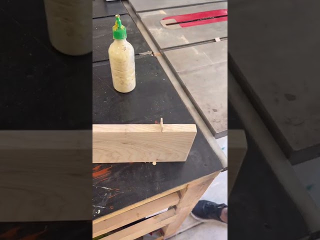 How to fix a chipped board. DIY woodworking mistake