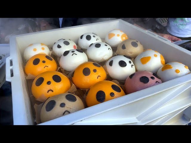 Panda Buns Yokohama Chinatown - Japanese Street Food