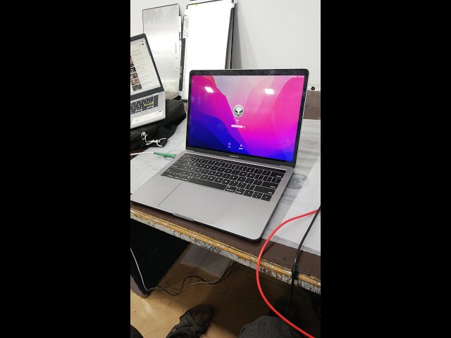 How to Fix MacBook A1989 No power