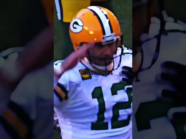 Aaron Rodgers Salutes Goodbye To The Bears #fypシ #nfl #shorts