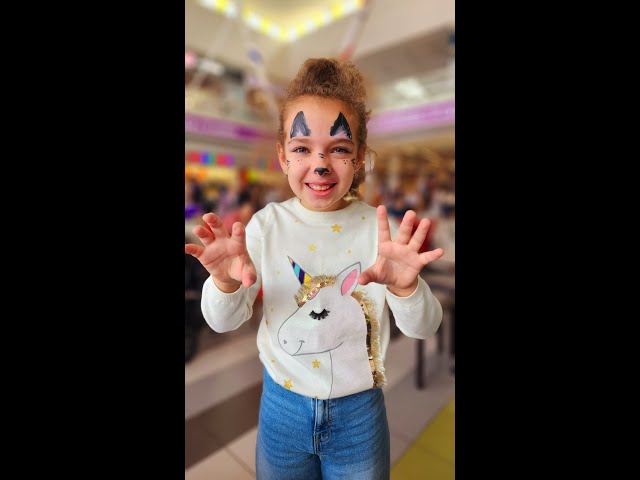 Simple Face Painting Cat Girl - Amy's Magic World