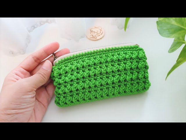 #Shorts DIY Crochet Zipper Purse | Wonderful Green Yarn with Beautiful Crochet Stitch | ViVi Berry