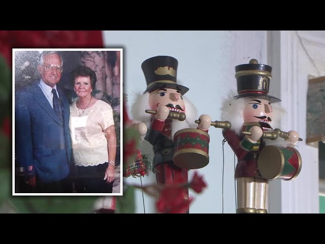 Couple's nutcracker collection becomes unique holiday tradition at Clearwater restaurant