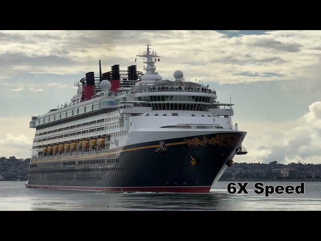Disney Cruise ship "Wonder" pulls up anchor and leaves San Diego