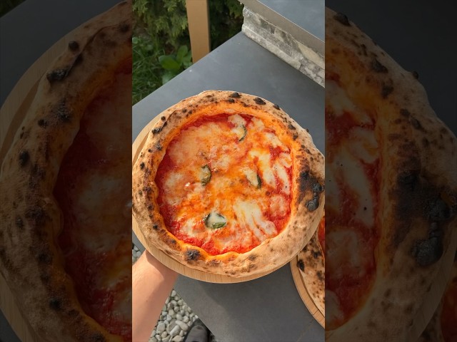 Schlauchboot Pizza Ahoi😍🍕Das komplette Rezept gibt es auf Instagram.☺️#pizza #backen #fy #fyp #fy