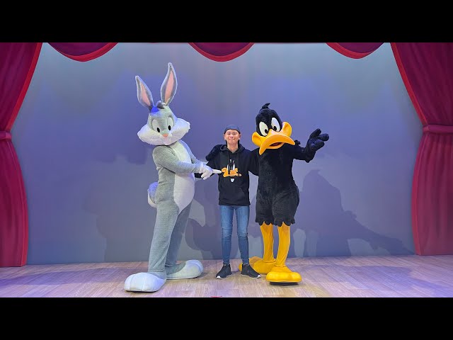 Meet Bugs and Daffy Show @ Warner Bros. World Abu Dhabi, UAE 2023
