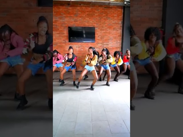 Girls On Top - Sauti Sol ft Brandy & Maandy (Dance Video) | Dance Republic Africa Divaz