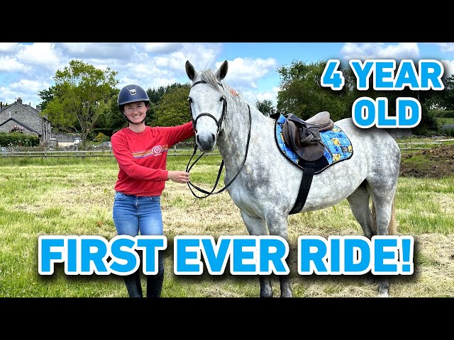 RIDING MY 4 YEAR OLD FOR THE FIRST TIME - STAR'S FIRST RIDE