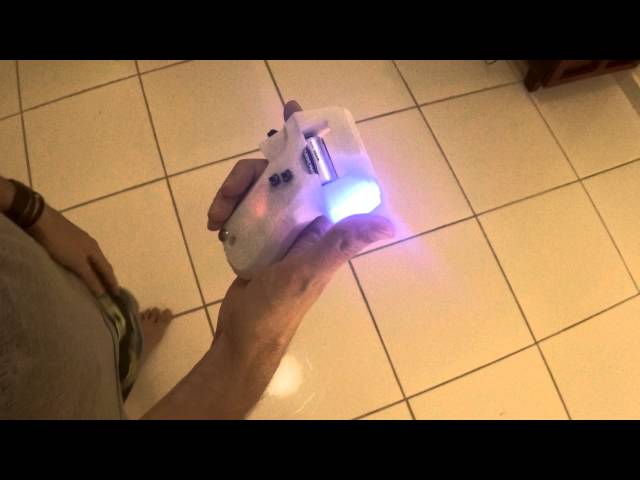 RevolVR ALPHA - Bluetooth gun controller for VR