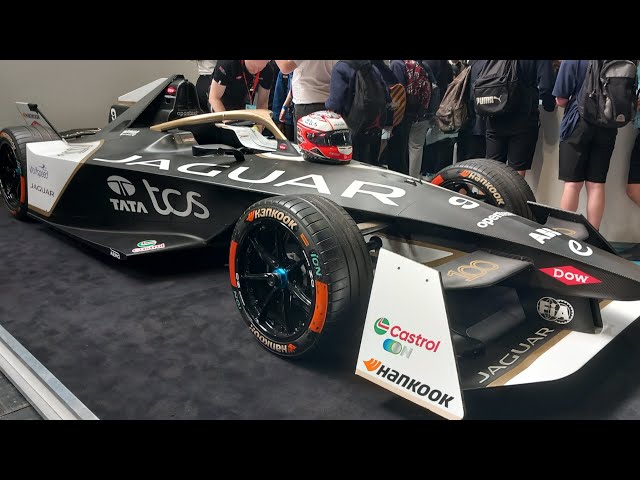 What an amazing piece of engineering 👏.#jaguar #f1 #car #racecar #speed