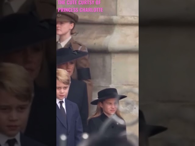 PRINCESS CHARLOTTE’S CUTE CURTSY #princesscharlotte #princegeorge #royalfamily