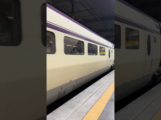 SRT🚄😳😲 (SUPER RAPID TRAIN IN SOUTH KOREA)#sorts #southkorea #korea #seoul #busan #ktx #4k #train