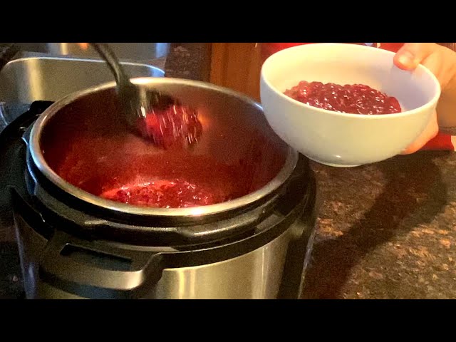 Instant Pot Cranberry Sauce Recipe - How To Make Homemade Cranberry Sauce In Your Instant Pot EASY!
