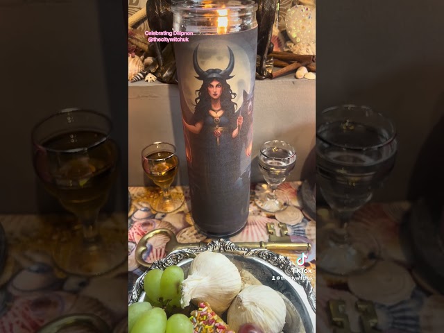 Hekate’s Deipnon #witching #hekate #witchcraft #sorcerer #occult #hekatedevotee #hecate