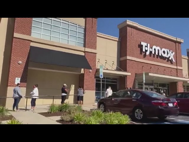 Workers at TJ Maxx and Marshalls are wearing police-like body cameras