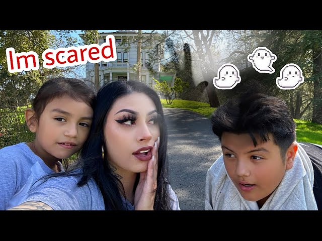Exploring a HAUNTED HOUSE