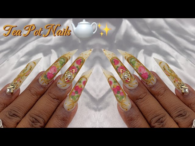 TRENDY TEA POT NAILS 🤍🤍✨✨🫖 #nails  #polygelnails #nailart #goldnails