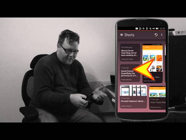 Swiping to control the Ubuntu phone