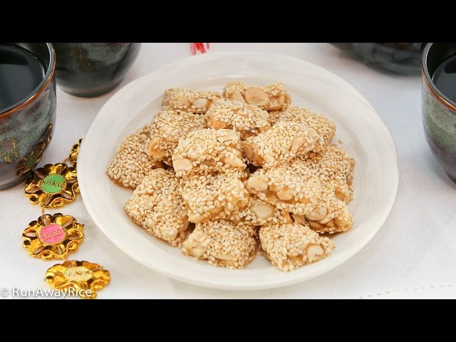 Chewy Sesame Peanut Candy (Keo Me Dau Phong)