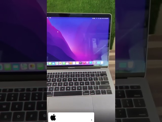 Apple MacBook Pro 2017 screen replacement & Display Flexgate issue repair.
