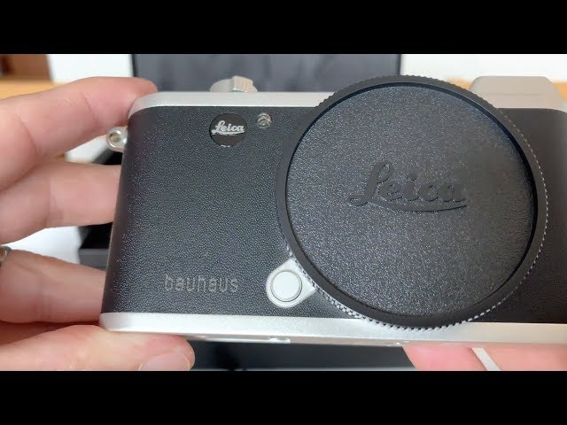 LEICA CL "100 Years BAUHAUS" Limited Edition: Live Walk-Through (LEICA CL in hands first time)
